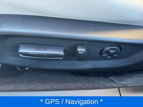 Used 2020 Honda Accord Touring image 10