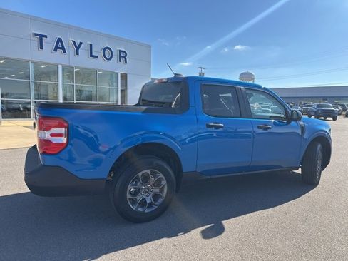 Certified 2025 Ford Maverick XLT w/ XLT Luxury Package image 19