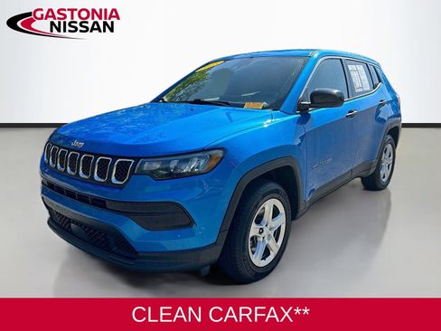 Used 2023 Jeep Compass Sport AWD/4WD image 3
