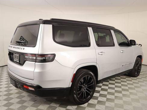 Used 2024 Jeep Grand Wagoneer Series II w/ Quick Order Packagew 28T AWD/4WD image 23