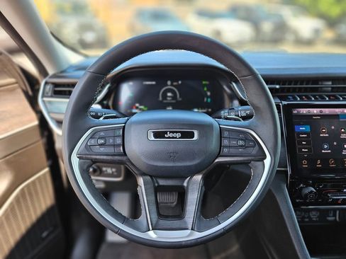 Used 2023 Jeep Grand Cherokee 4WD 4xe image 25