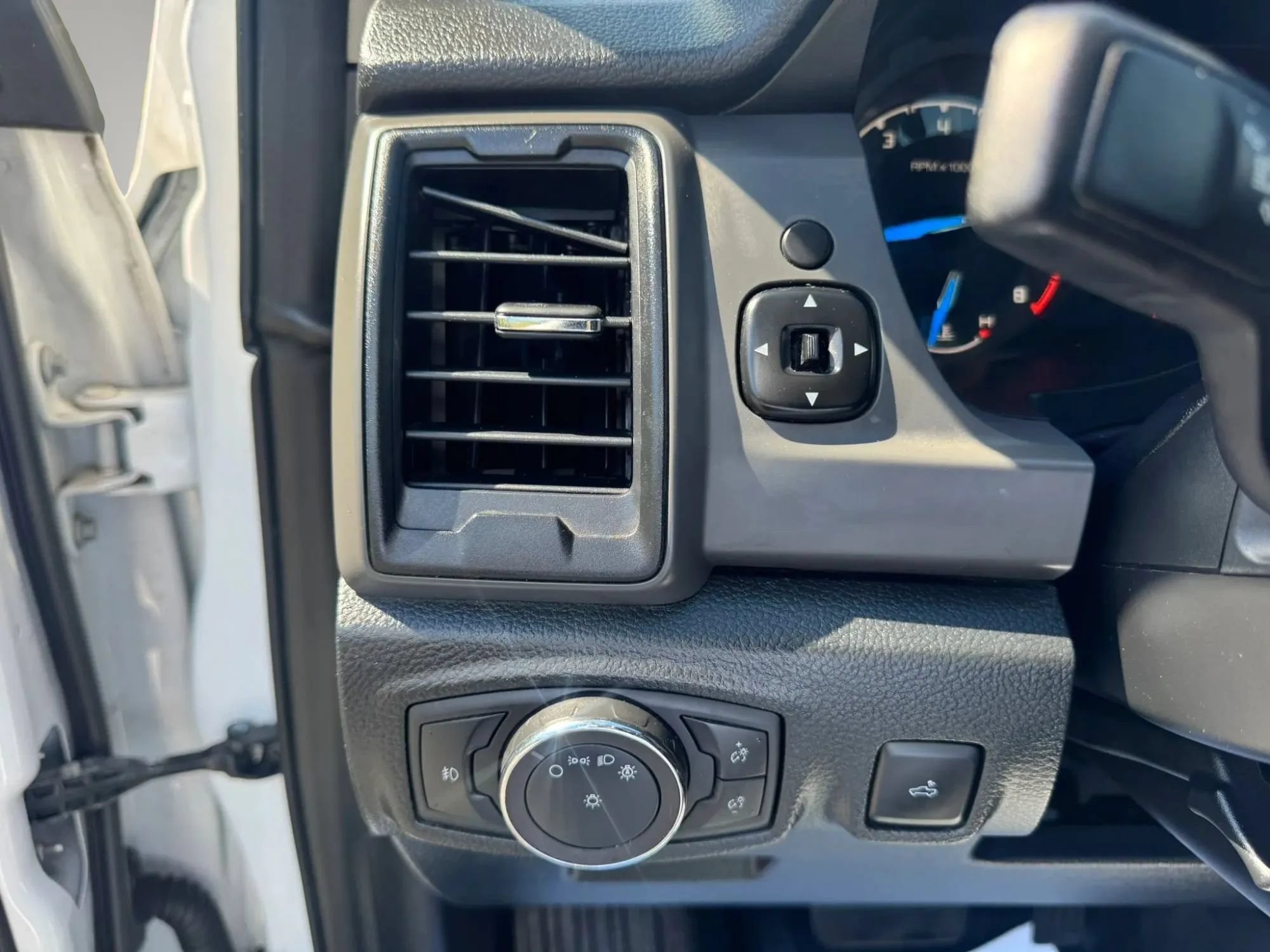 Used 2020 Ford Ranger XL w/ Equipment Group 101A Mid AWD/4WD image 27