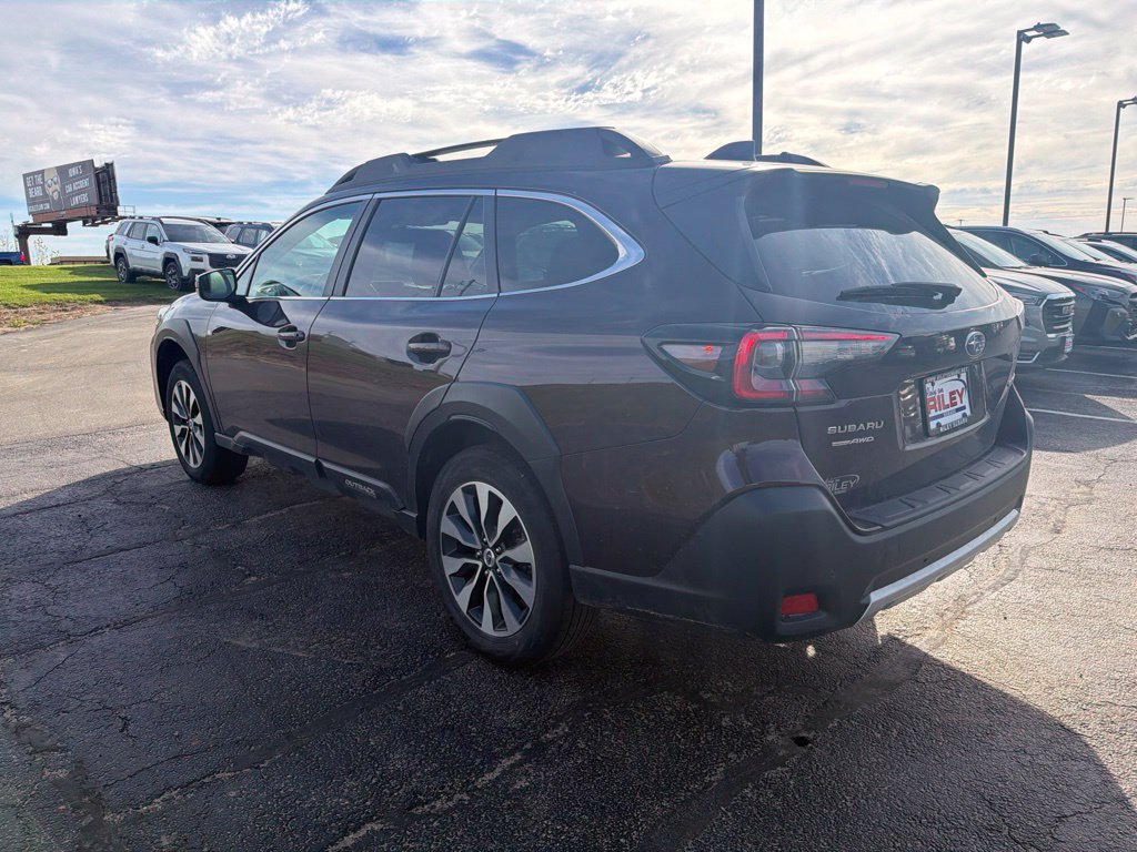 Used 2024 Subaru Outback Limited AWD/4WD image 6