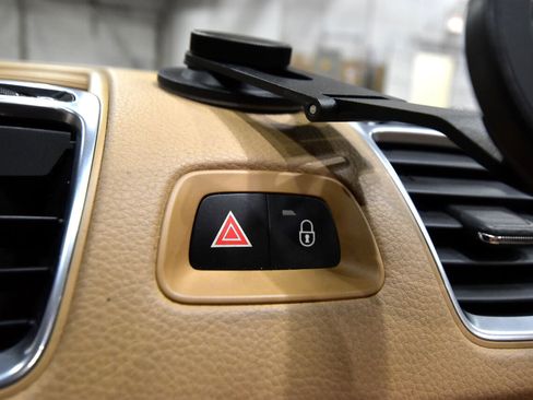 Used 2013 Porsche Boxster S image 28