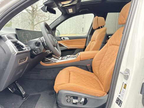 New 2026 BMW X7 xDrive40i w/ M Sport Package image 14