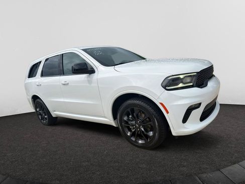 Used 2022 Dodge Durango SXT w/ Blacktop Package AWD/4WD image 3
