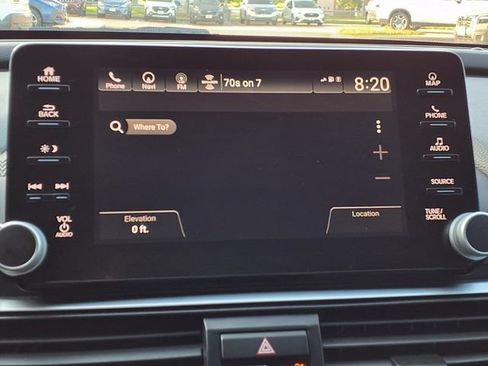 Used 2018 Honda Accord Touring image 17