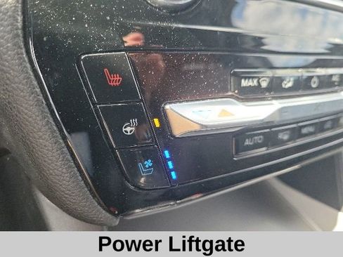 Used 2023 Ford Explorer Limited w/ Equipment Group 301A RWD image 9