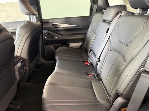 New 2026 INFINITI QX60 Luxe w/ Cargo Package AWD/4WD image 19