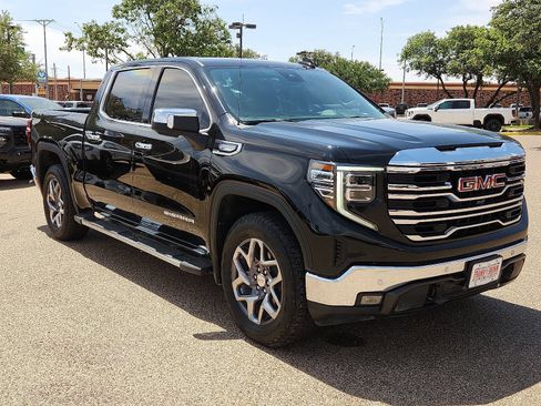 Used 2024 GMC Sierra 1500 SLT AWD/4WD image 6