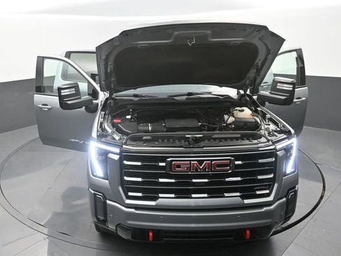 Used 2024 GMC Sierra 2500 AT4 w/ AT4 Premium Plus Package AWD/4WD image 35