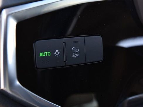 Used 2022 Audi Q3 2.0T Premium Plus w/ Premium Plus Package image 10