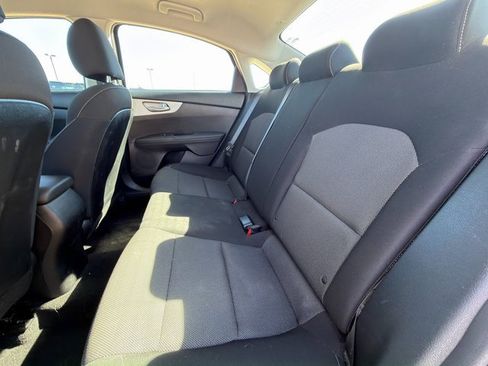 Used 2024 Kia Forte LXS image 18