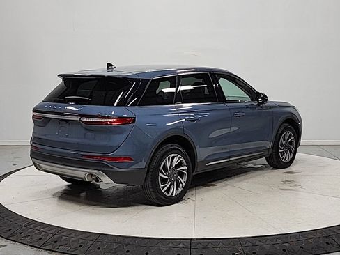Used 2023 Lincoln Corsair AWD w/ Equipment Group 101A image 7