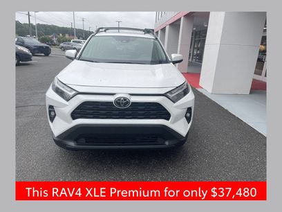 Used 2025 Toyota RAV4 XLE Premium w/ Weather Package
