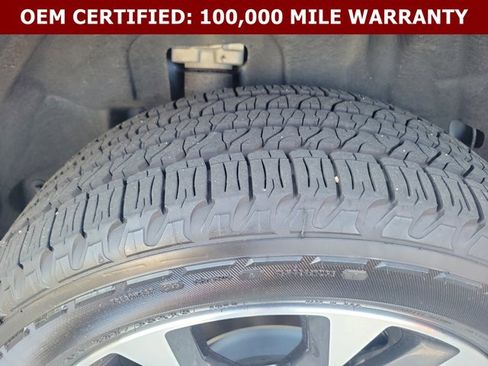 Used 2023 Jeep Grand Cherokee L Overland AWD/4WD image 12