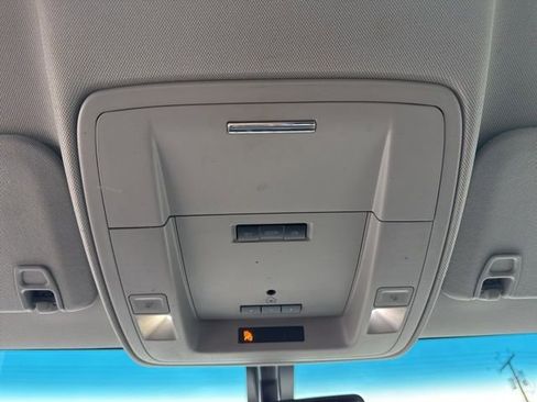 Used 2018 GMC Sierra 1500 SLE image 31