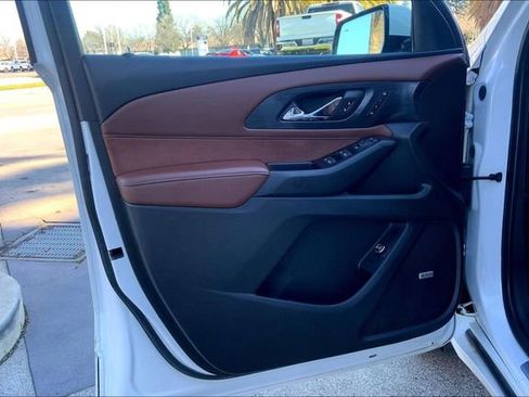 Used 2020 Chevrolet Traverse High Country w/ LPO, Floor Liner Package image 23
