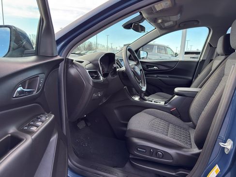 Used 2024 Chevrolet Equinox LT image 11