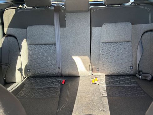 Used 2025 Nissan Kicks SV image 34