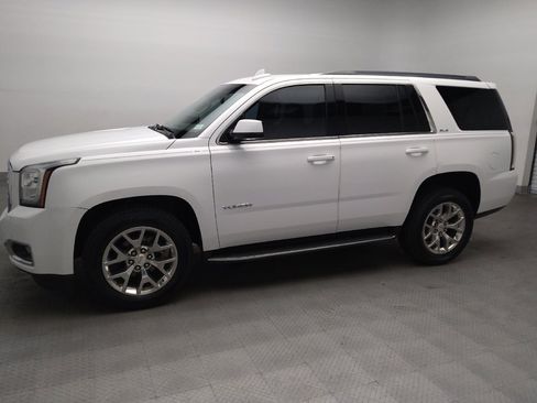 Used 2018 GMC Yukon SLE w/ SLE Value Package RWD image 2