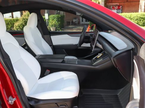 Used 2026 Tesla Model Y Long Range RWD image 42