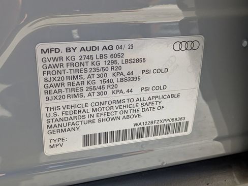 Used 2023 Audi Q4 e-tron Premium w/ Convenience Package AWD/4WD image 16