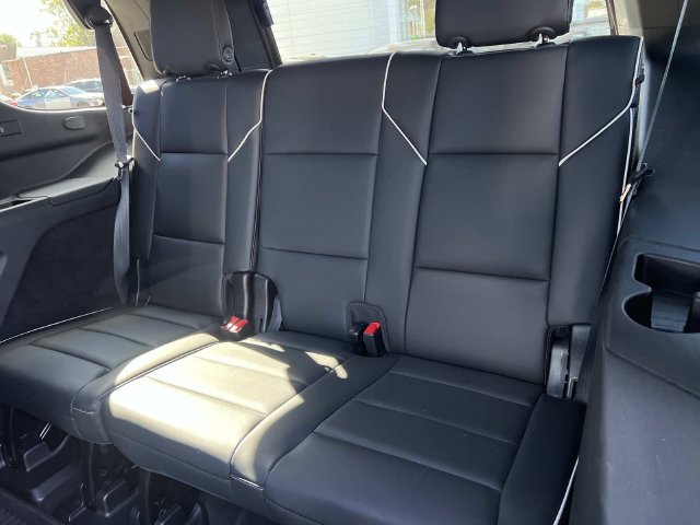 Certified 2024 Cadillac Escalade Premium Luxury w/ LPO, Floor Liner Package AWD/4WD image 15