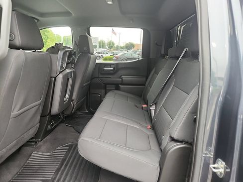 Used 2022 Chevrolet Silverado 1500 Custom AWD/4WD image 10