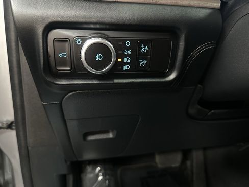 Used 2022 Ford Explorer Platinum w/ Equipment Group 601A image 31