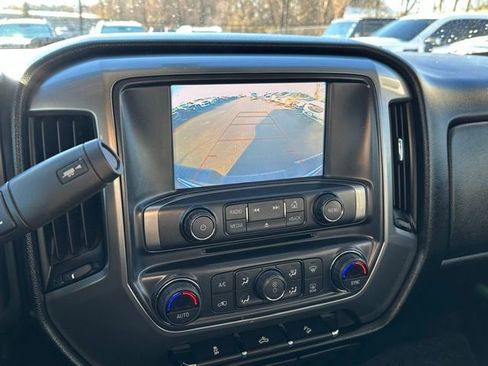 Used 2018 Chevrolet Silverado 1500 LT w/ All Star Edition image 26