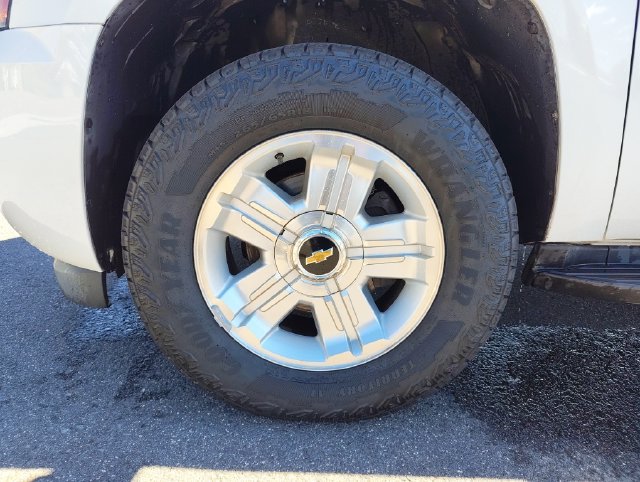 Used 2009 Chevrolet Tahoe LT RWD image 9