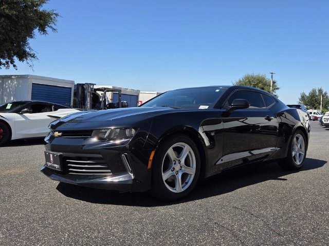 Certified 2018 Chevrolet Camaro LT RWD image 2