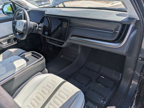 Used 2023 Rivian R1S Adventure AWD/4WD image 34