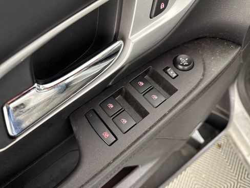 Used 2017 GMC Terrain SLE w/ Driver Alert Package I image 24