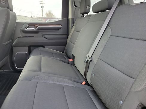 Used 2023 Chevrolet Silverado 1500 LT image 12