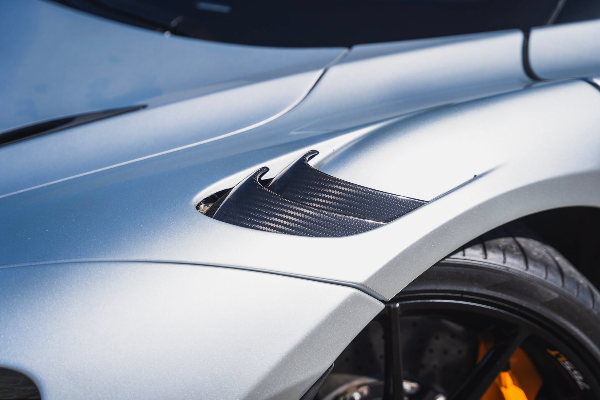Used 2021 McLaren 765LT RWD image 11