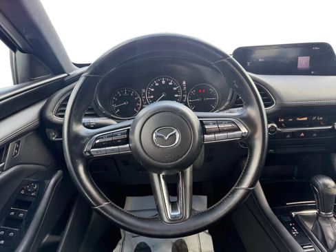 Used 2019 MAZDA MAZDA3 Hatchback FWD image 14