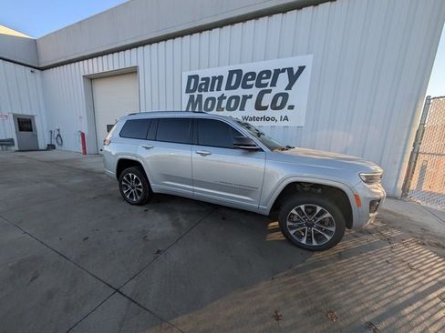 Used 2023 Jeep Grand Cherokee L Overland image 22