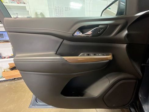 Used 2019 GMC Acadia SLE image 23