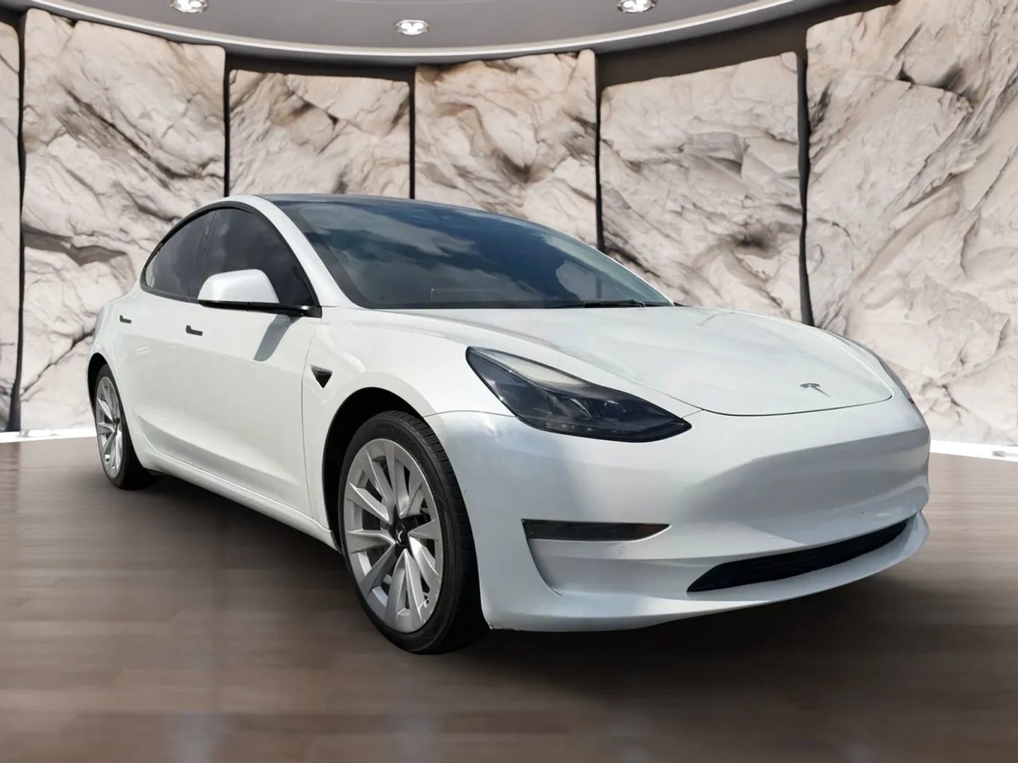 Used 2022 Tesla Model 3 RWD image 3