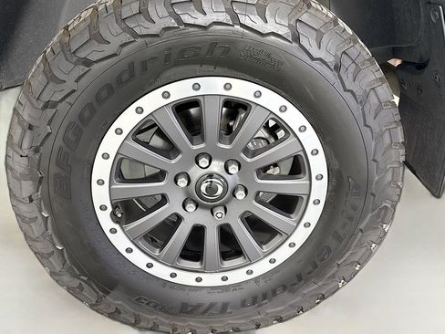 Used 2025 INEOS Grenadier AWD/4WD image 28