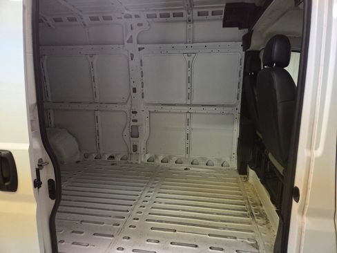 Used 2025 RAM ProMaster 2500 w/ Convenience Group FWD image 30