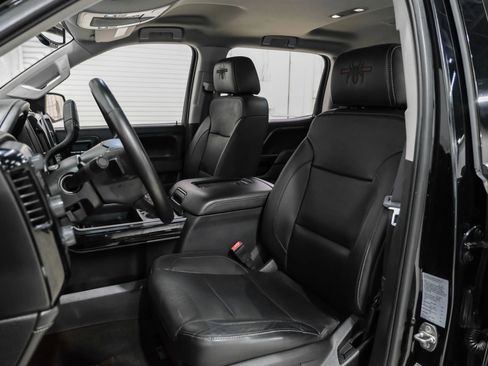 Used 2017 Chevrolet Silverado 1500 LTZ Z71 w/ LTZ Plus Package image 34