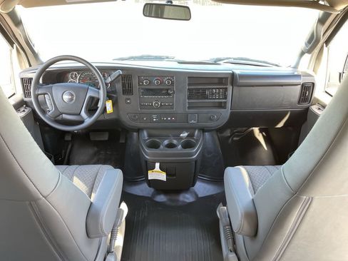 New 2025 GMC Savana 2500 Extended w/ Driver Convenience Package image 18