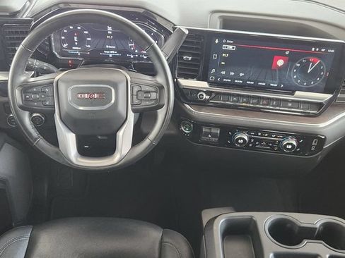 Used 2025 GMC Sierra 1500 SLT RWD image 27