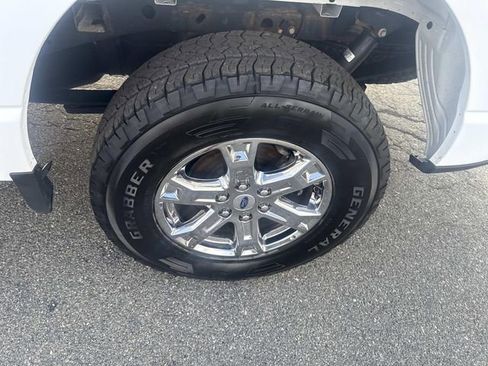 Certified 2022 Ford F150 Lariat w/ Equipment Group 502A High image 12