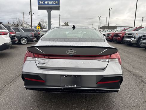 New 2026 Hyundai Elantra SEL Sport Premium image 4