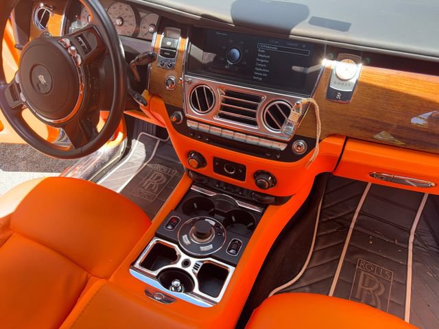 Used 2010 Rolls-Royce Ghost RWD image 14