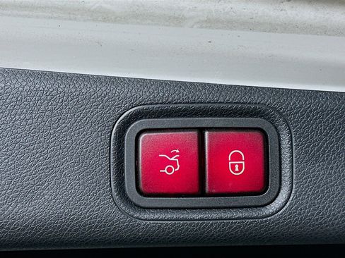 Certified 2022 Mercedes-Benz E 350 E 350 image 34